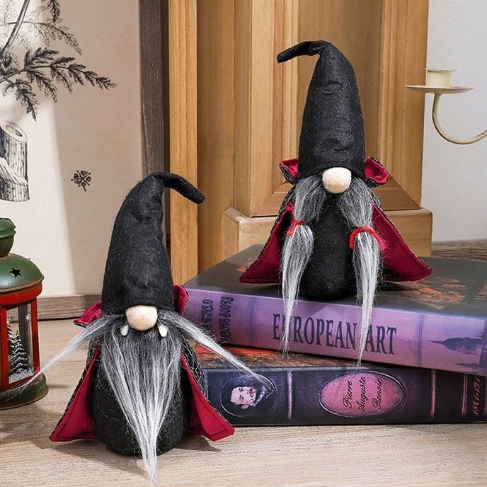 تزیین میز مخمل دار هالووین Gnomes